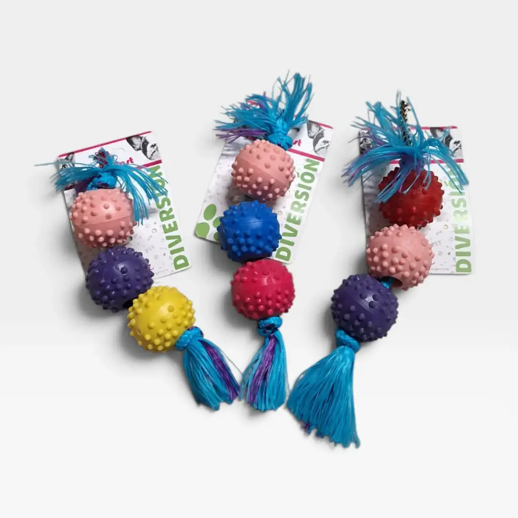 PELOTA C/PUAS DE GOMA X3